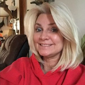 Meet your Posher, Debra